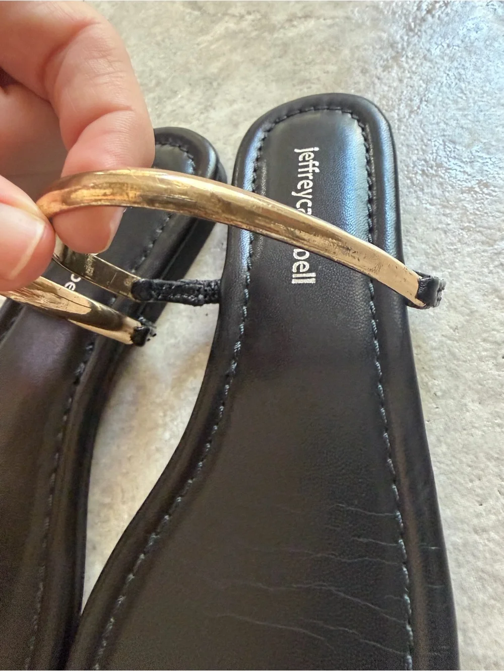 Jeffrey Campbell Black Leather Gold Toe Ring Flat Sandals Linques Size 6 / 37
